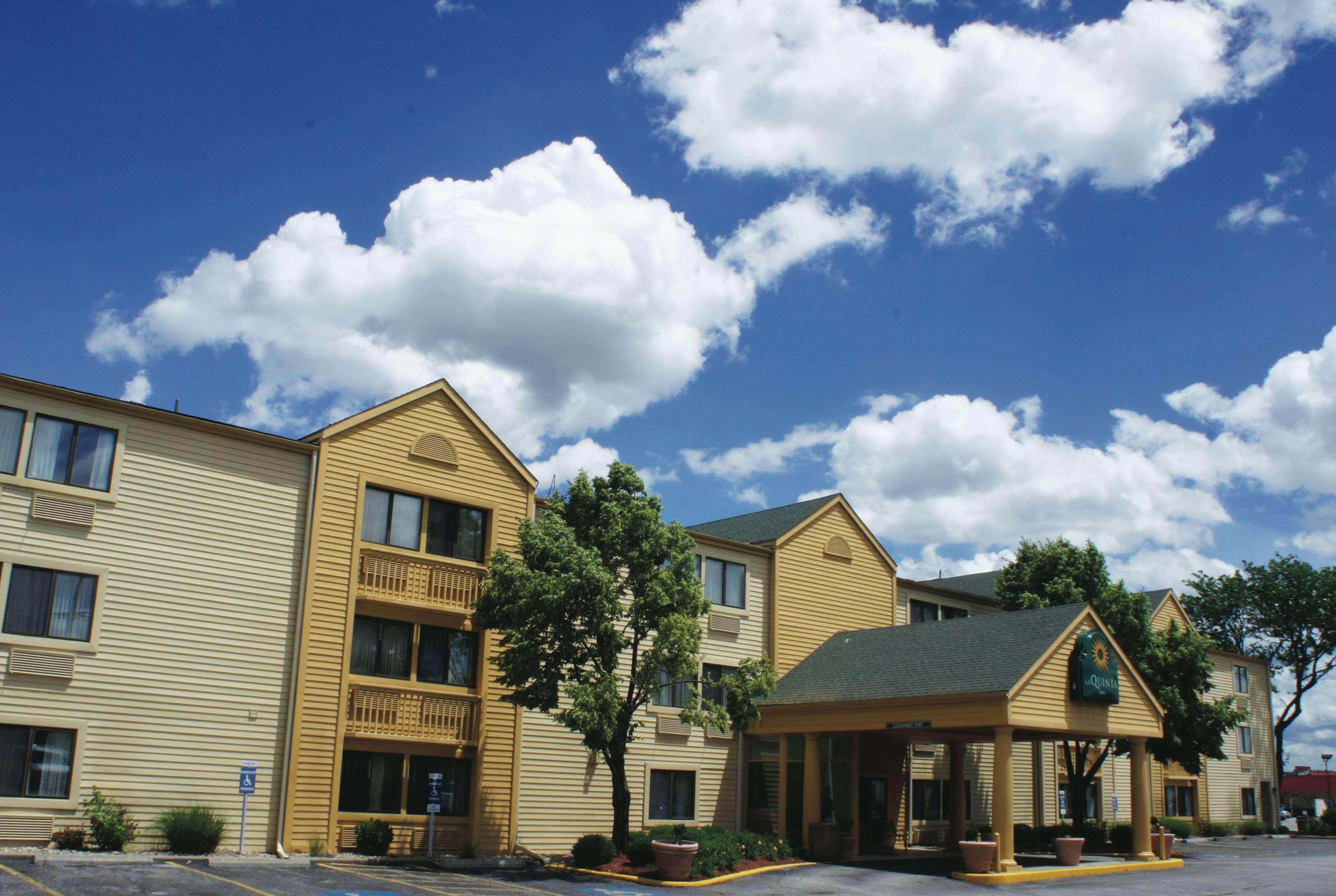 La Quinta Inn By Wyndham Kansas City North Норт-Канзас-Сіті Екстер'єр фото