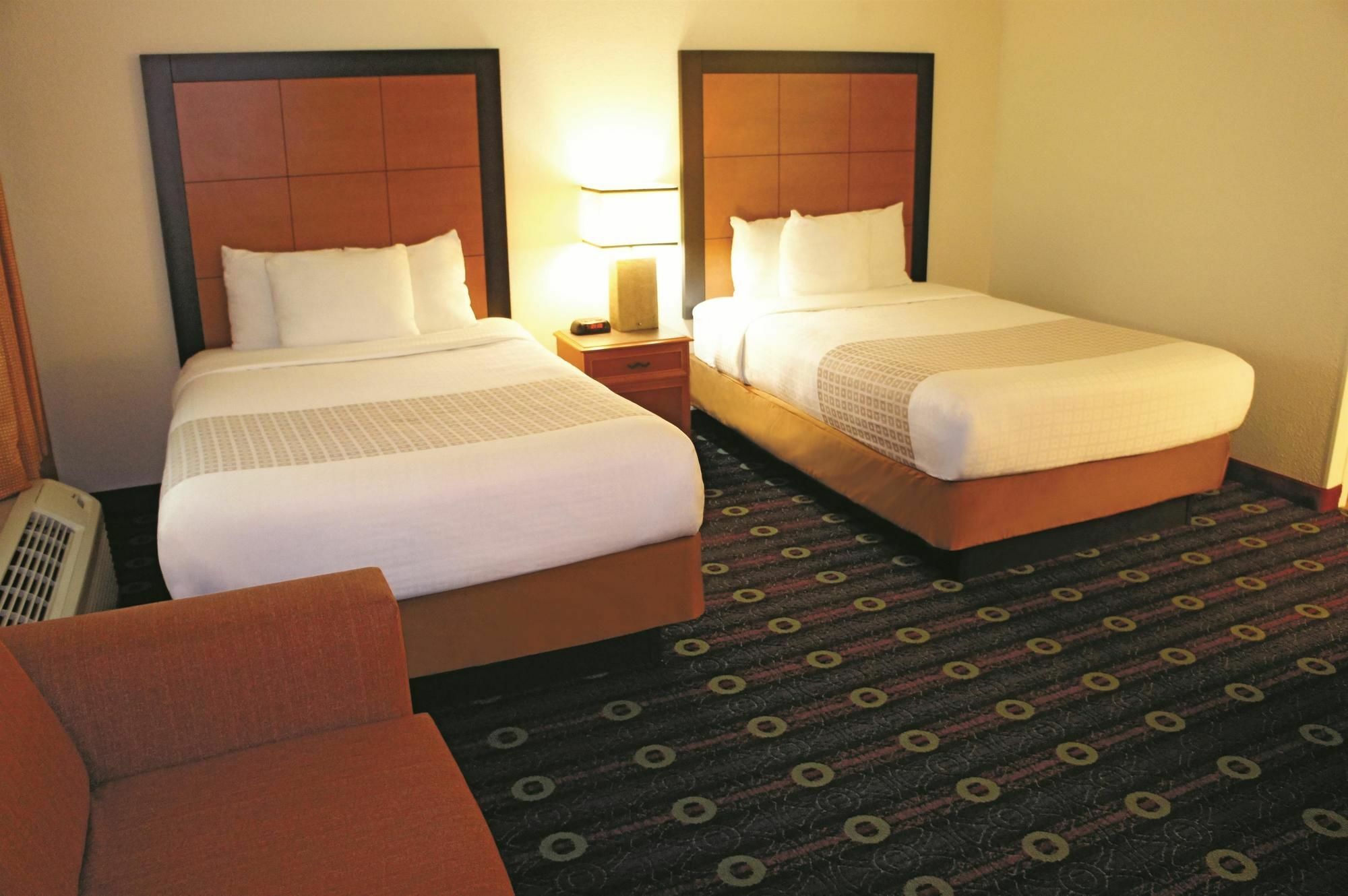 La Quinta Inn By Wyndham Kansas City North Норт-Канзас-Сіті Екстер'єр фото